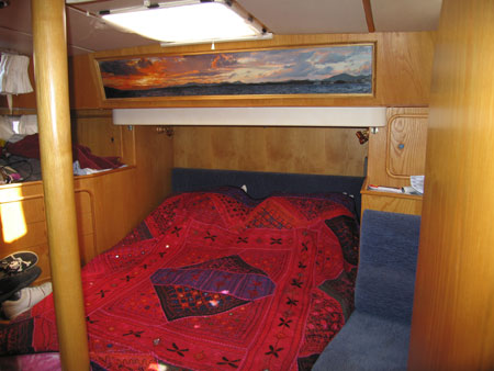 cabin Aft cabin showing Al's oil painting of Bodrum sunset