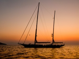 Leaving the anchorage of Tilos