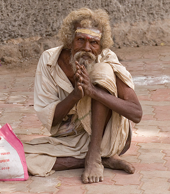 madurai-beggar.jpg